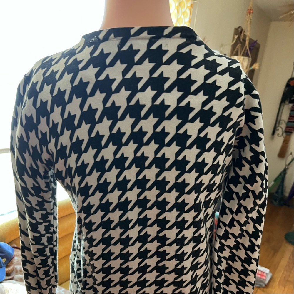 Vintage Black and White Houndstooth Cardigan - Picture 5 of 7
